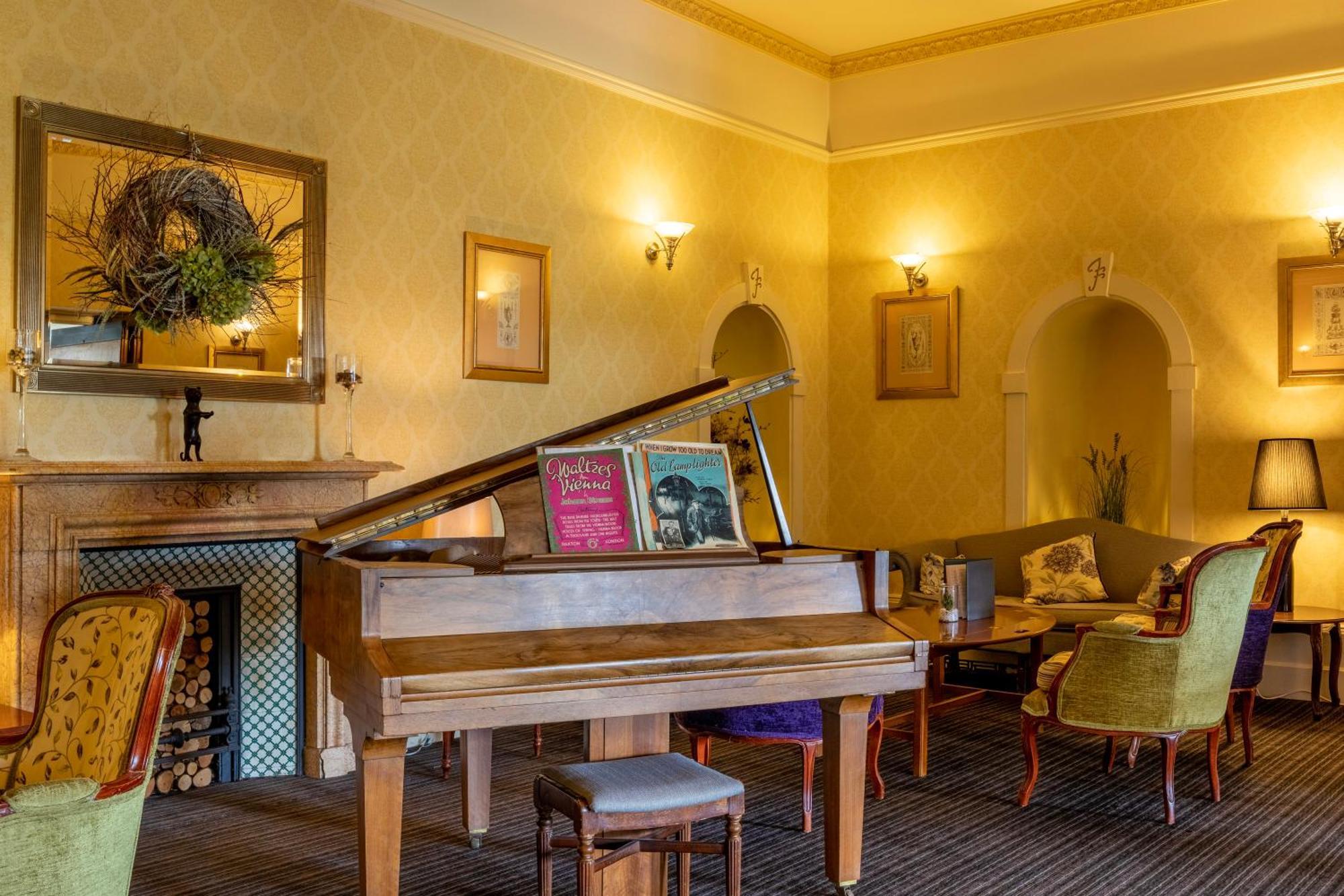 The Falcondale At แลมปีเตอร์ ภายนอก รูปภาพ