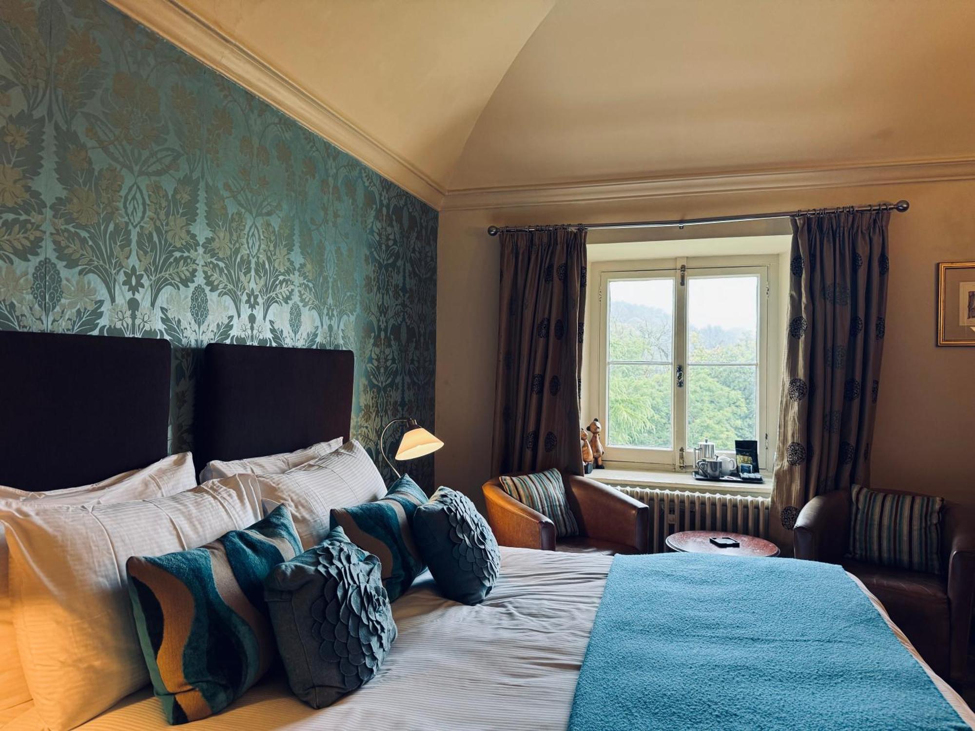 The Falcondale At แลมปีเตอร์ ห้อง รูปภาพ